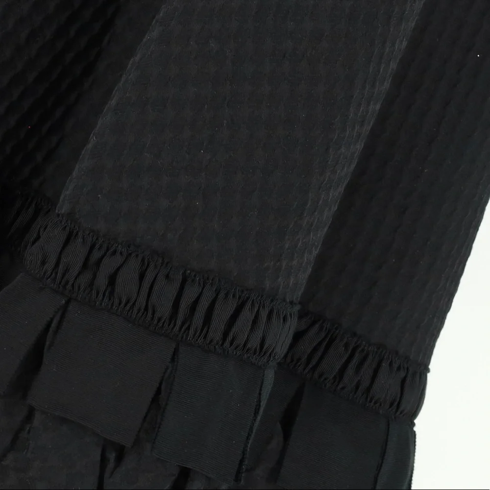 Max Studio Leon‎ Max Limited Edition Textured Ruffle Hem Skirt Size 4 Lined $458